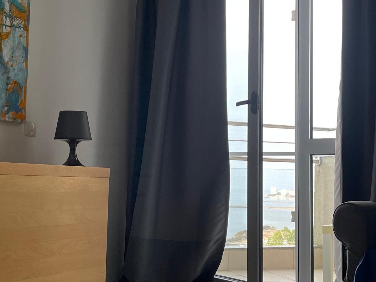 Apartment Happiness By Nicole Jutka, Visual Artist Olimp Dış mekan fotoğraf