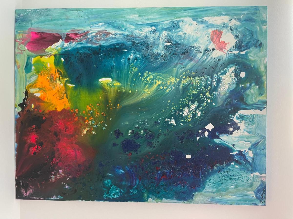 Apartment Happiness By Nicole Jutka, Visual Artist Olimp Dış mekan fotoğraf